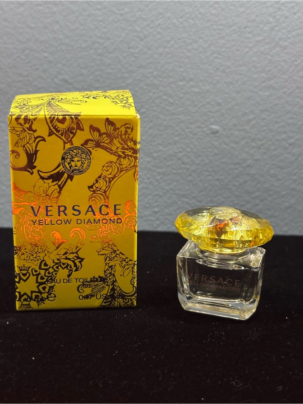 Versace Yellow Diamond Mini Dabber